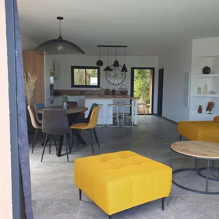 Cocooning, Piscine Privative A Villa